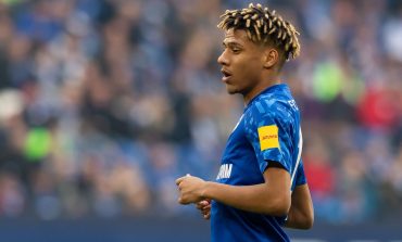 Tak Mau Kembali ke Barcelona, Todibo Ingin Bertahan di Schalke