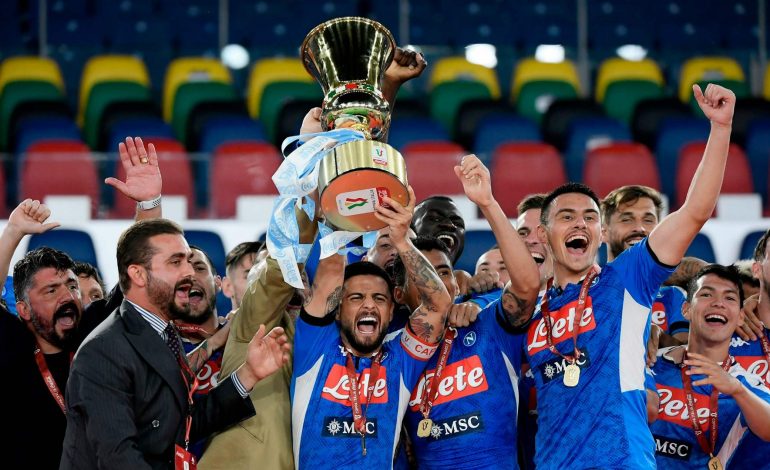 Lupakan Gelar Juara, Napoli Langsung Diminta Fokus ke Serie A
