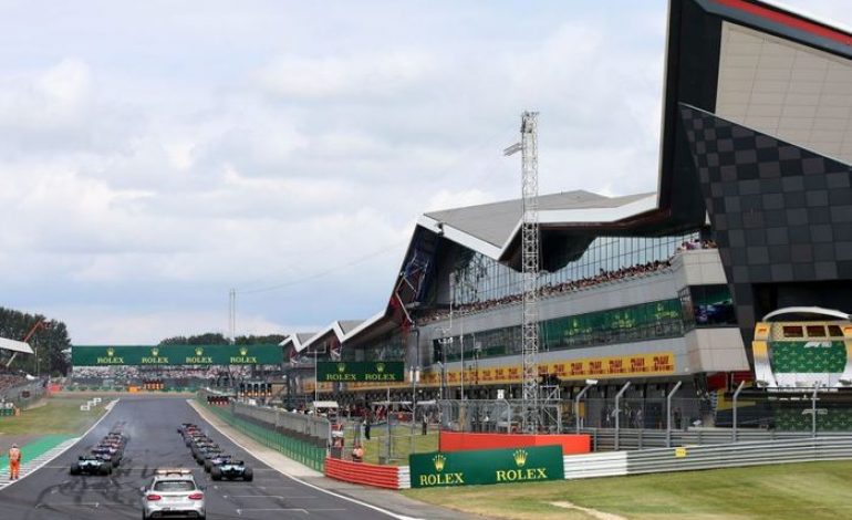 Sirkuit Silverstone Menggugat Kontraktor Untuk Aspal Yang Buruk