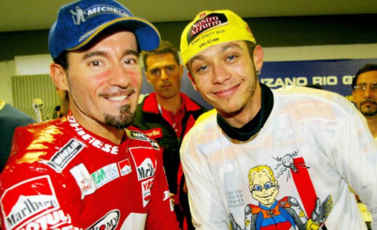 Max Biaggi Selangkah Lagi Ikuti Jejak Valentino Rossi