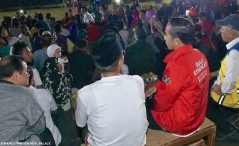 Presiden Joko Widodo Menyapa Penutupan Asian Games 2018 dari Pengungsian Gempa di Lombok
