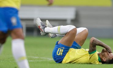 Neymar Menangis Lagi, Cedera ke-16 Sejak 2014