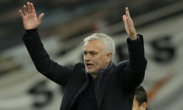 Tottenham Kalah, Waktu yang Tepat Bagi Jose Mourinho untuk Serang Dele Alli?