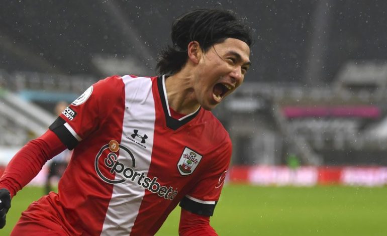 Pindah dari Liverpool, Kualitas Minamino Bikin Pemain Southampton Terkesan